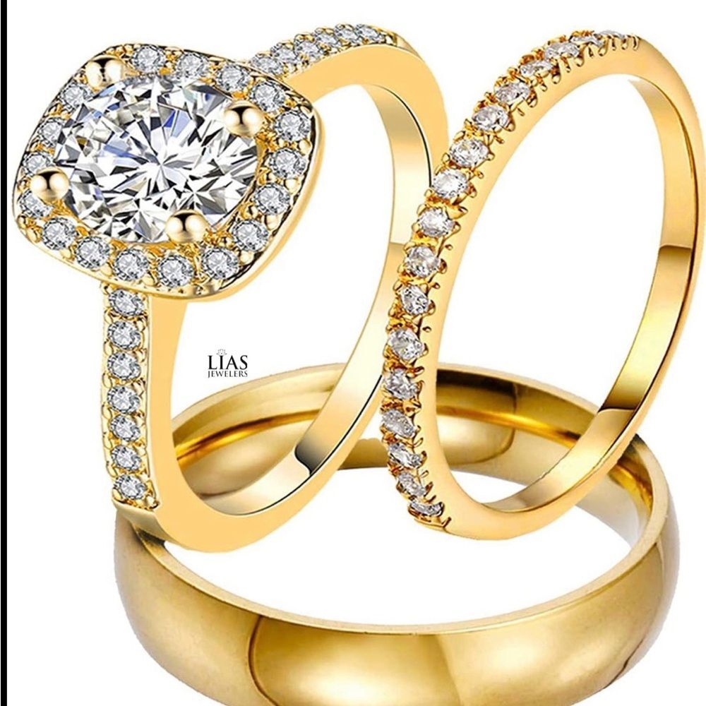 New 18k yellow gold men’s and women’s wedding ring set